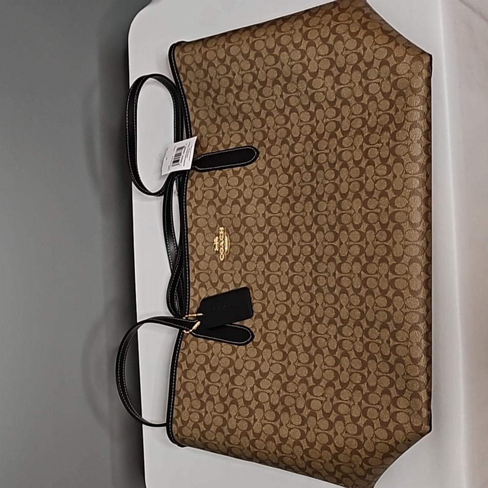 Brand New Coach Micro Sig City Tote